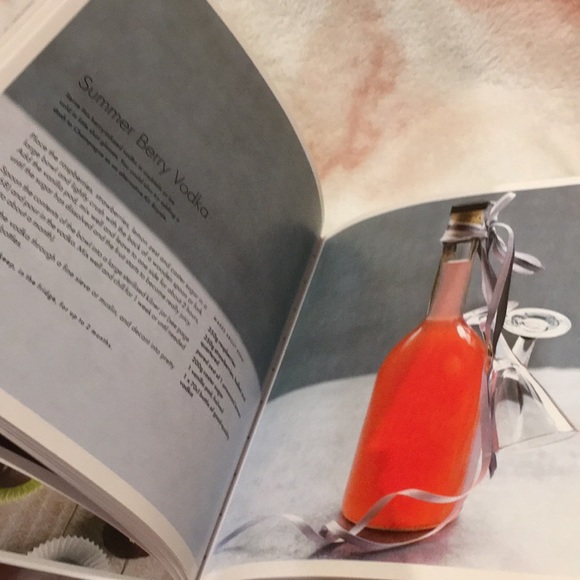 Gifts From The Kitchen Book By Annie Rigg, 176pages 100 kitchen gift recips NWT - Picture 11 of 16